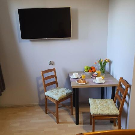 Jasna Hotelik Self Check-In Varsó Kültér fotó