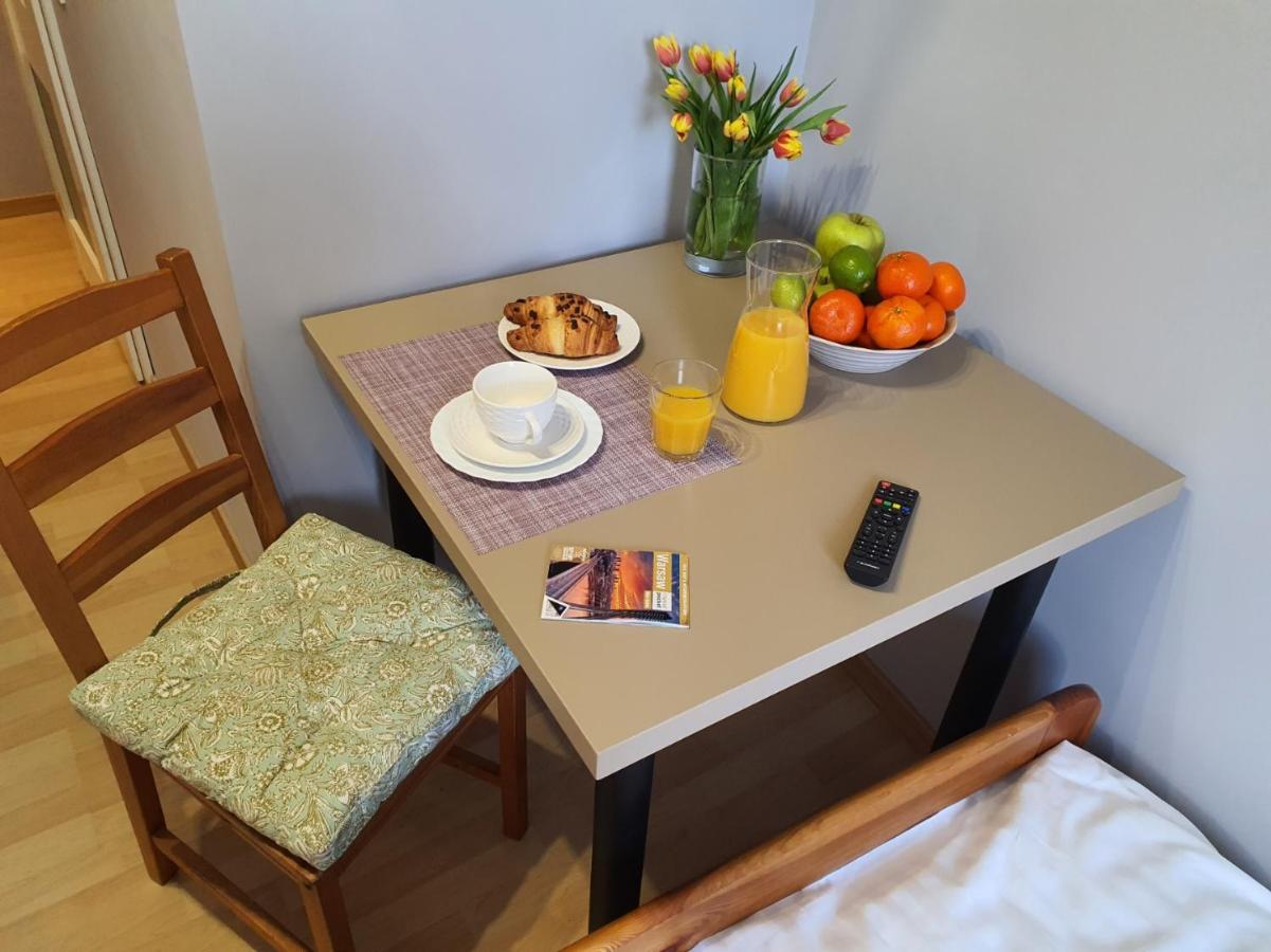 Jasna Hotelik Self Check-In Varsó Kültér fotó
