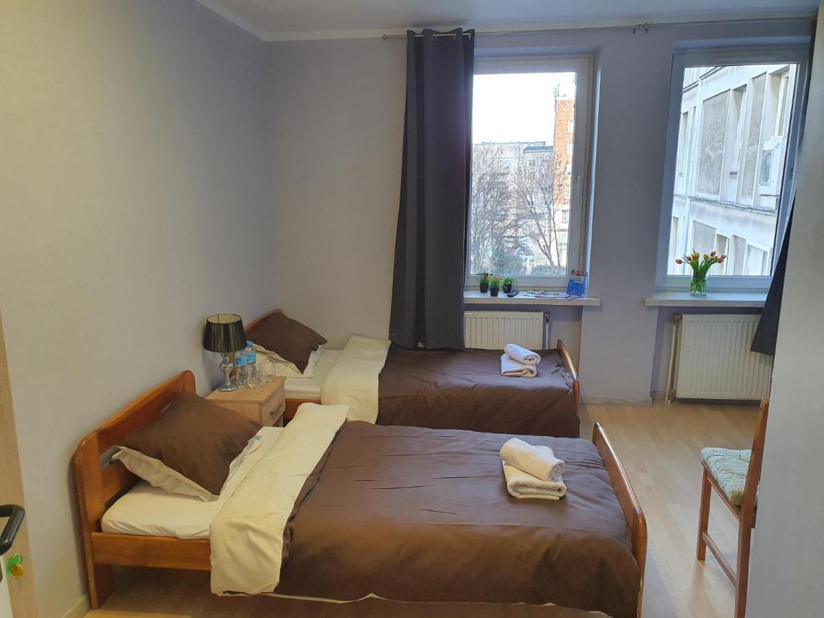 Jasna Hotelik Self Check-In Varsó Kültér fotó