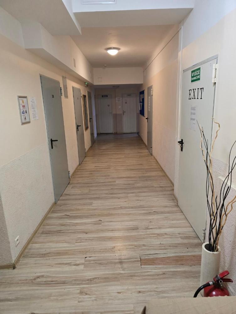 Jasna Hotelik Self Check-In Varsó Kültér fotó